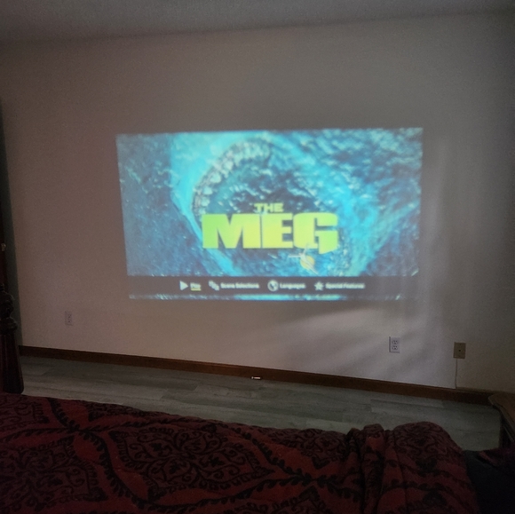 LED Projector - Picture 4 of 4